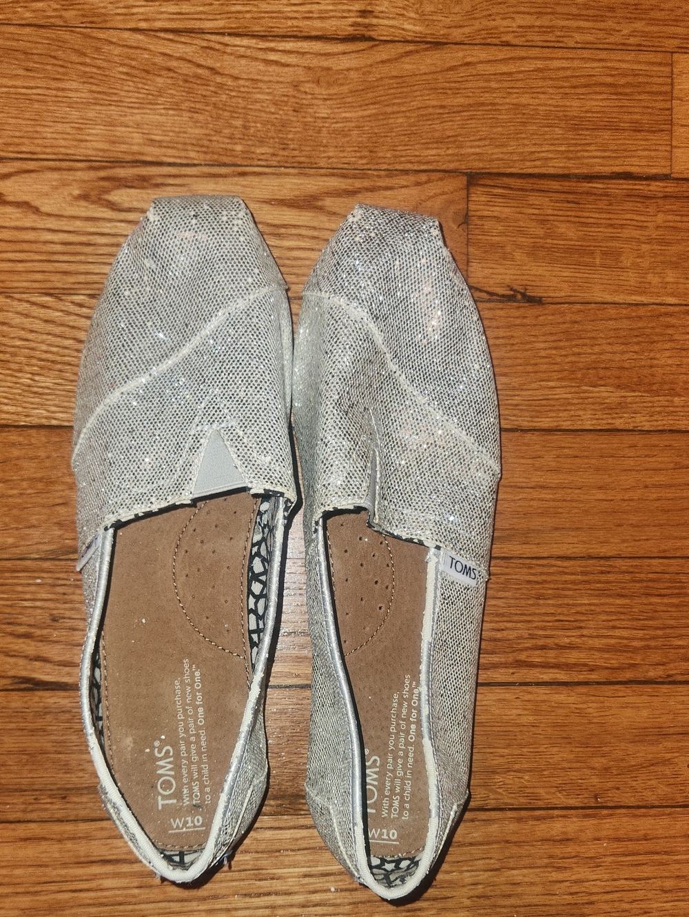 TOMS Women's Silver Glitter Canvas Classics Slip-Ons